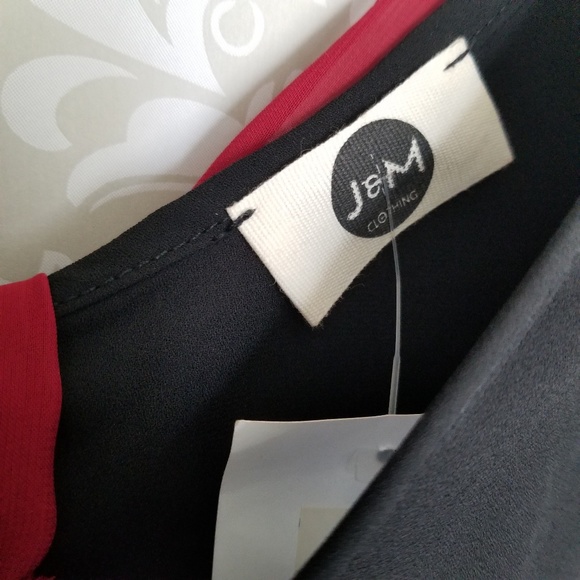 J & M Clothing Tops J M Clothing Black W Red Bow In Back Sz L Nwt
